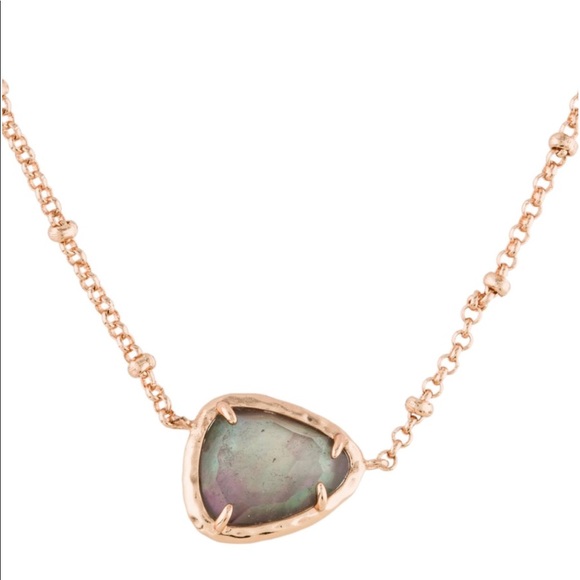 Kendra Scott Jewelry - Kendra Scott Mother of Pearl pendant necklace
